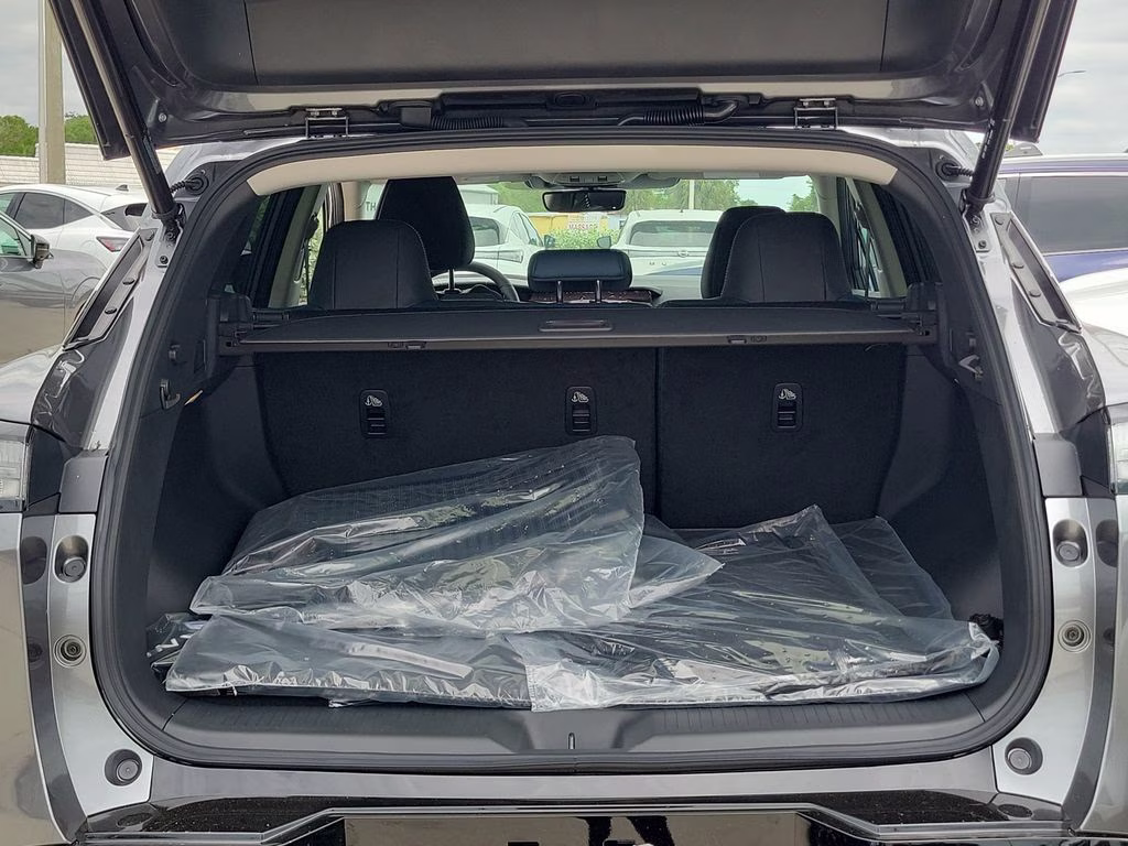 2026 Gun Metallic Nissan Murano Platinum AWD SUV