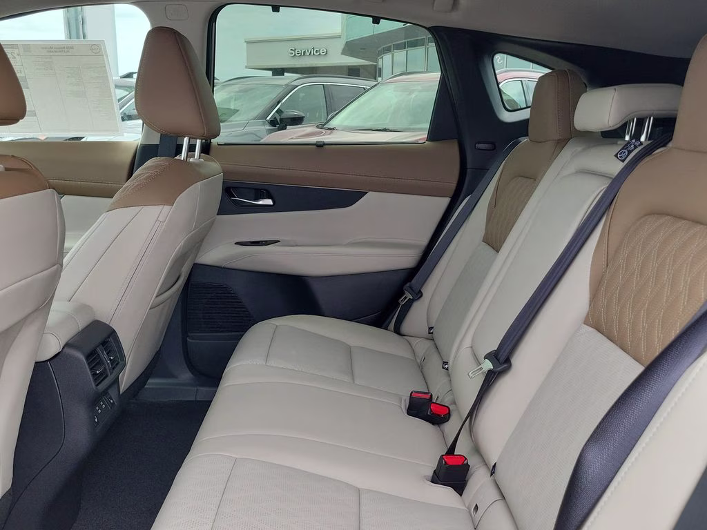 2026 Champagne Silver Metallic Nissan Murano Platinum AWD SUV