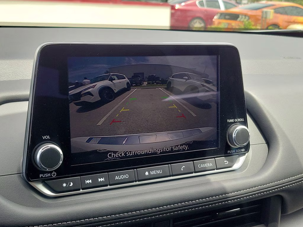 2026 Everest White Pearl Tricoat Nissan Rogue SV FWD SUV