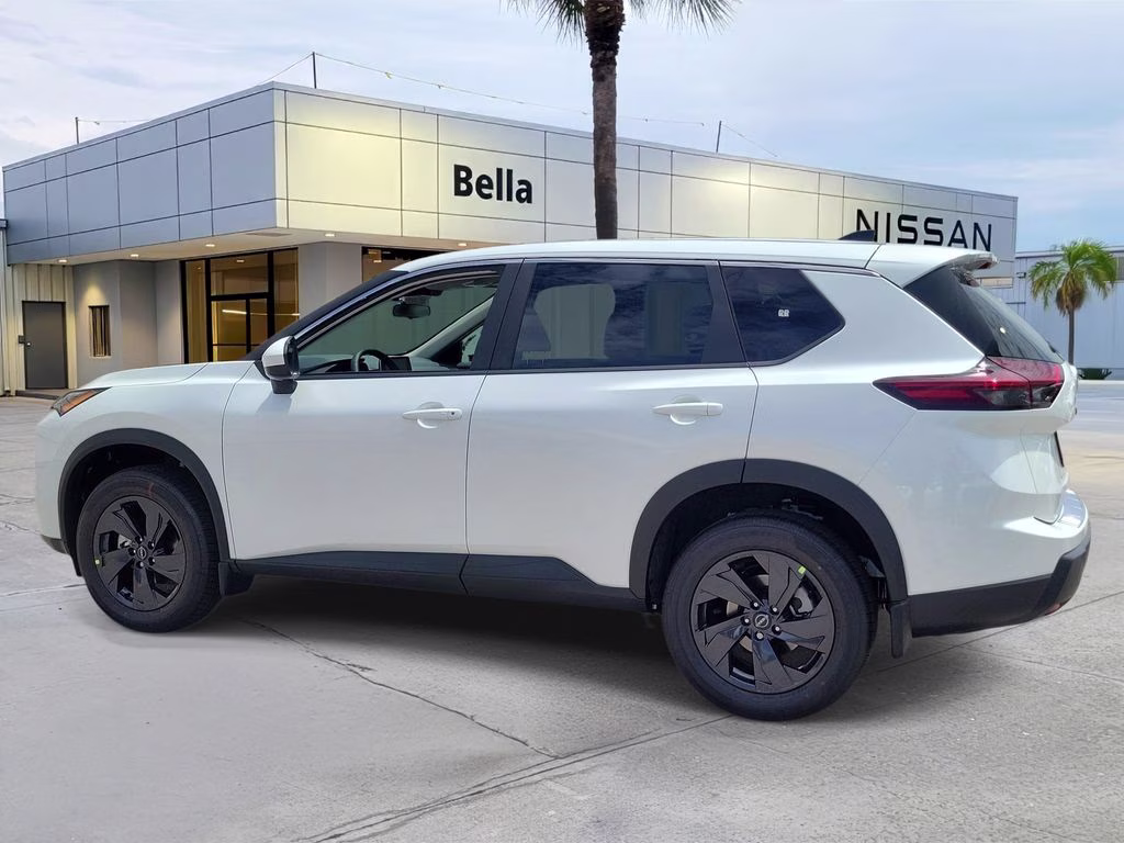 2026 Everest White Pearl Tricoat Nissan Rogue SV FWD SUV