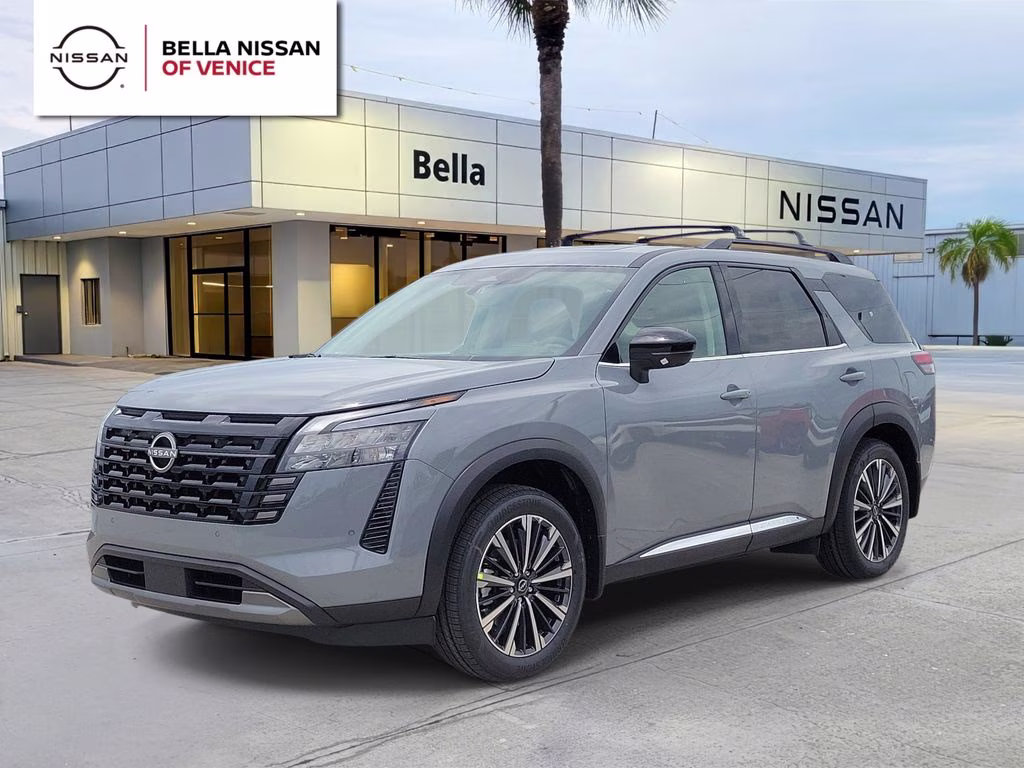 2026 Boulder Gray Pearl Nissan Pathfinder Platinum FWD SUV