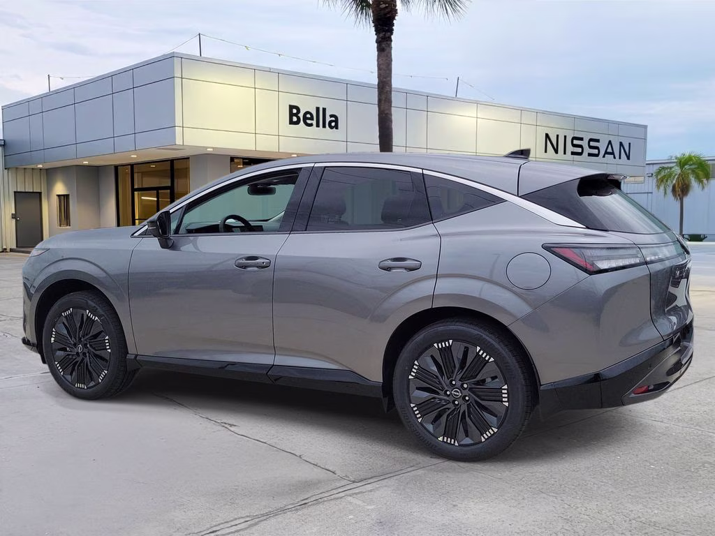 2026 Gun Metallic Nissan Murano Platinum AWD SUV