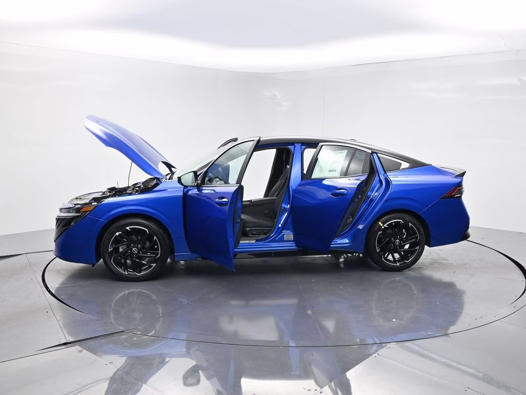 2026 Bluestone Pearl/Super Blk Nissan Sentra SR FWD Sedan