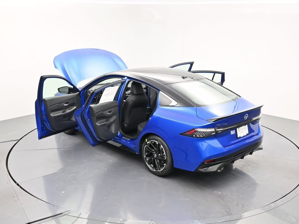 2026 Bluestone Pearl/Super Blk Nissan Sentra SR FWD Sedan
