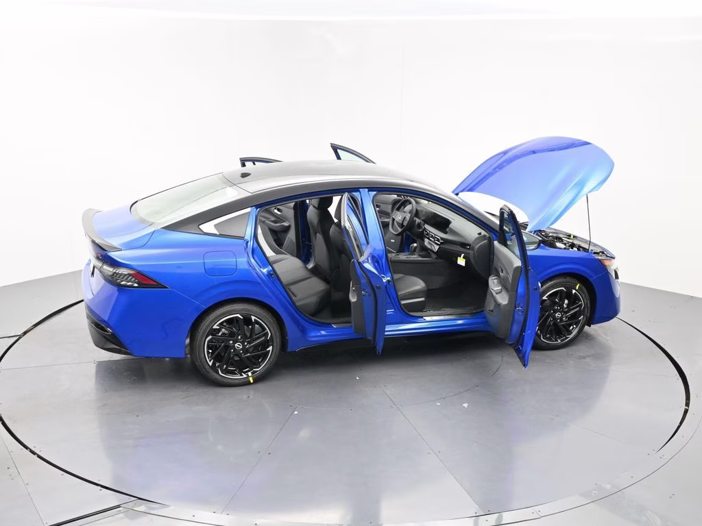 2026 Bluestone Pearl/Super Blk Nissan Sentra SR FWD Sedan