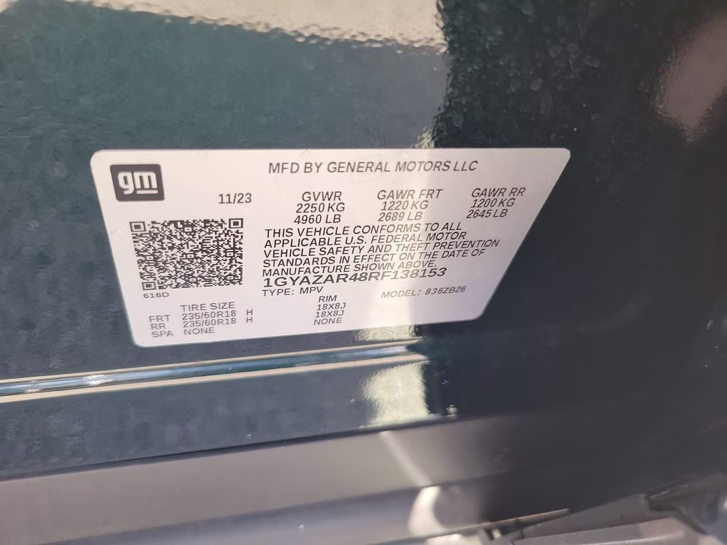 2024 Emerald Lake Metallic Cadillac XT4 Luxury FWD SUV