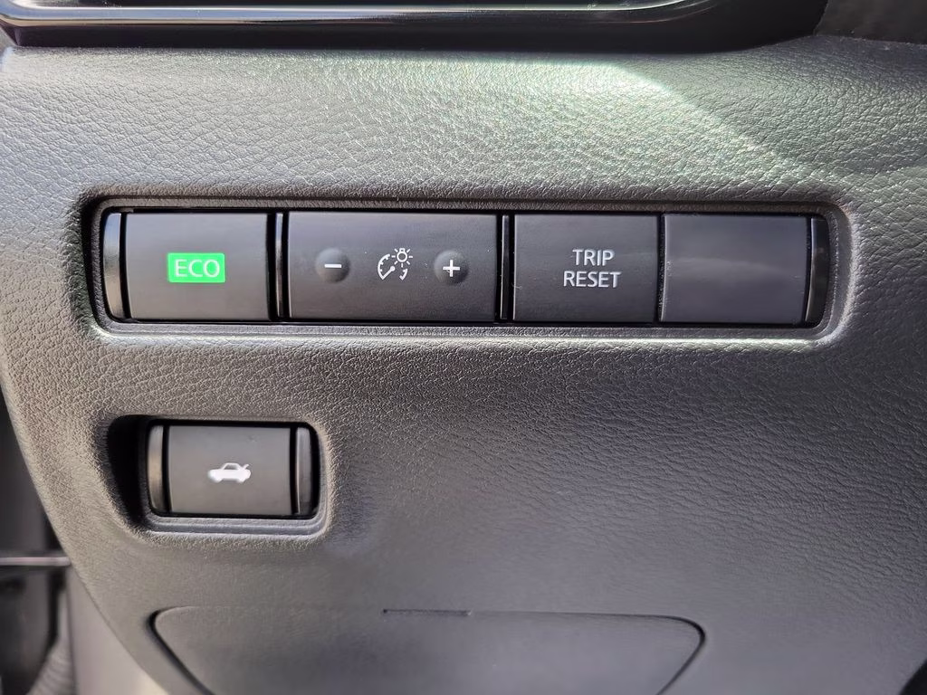 2023 Gun Metallic Nissan Sentra SV FWD Sedan