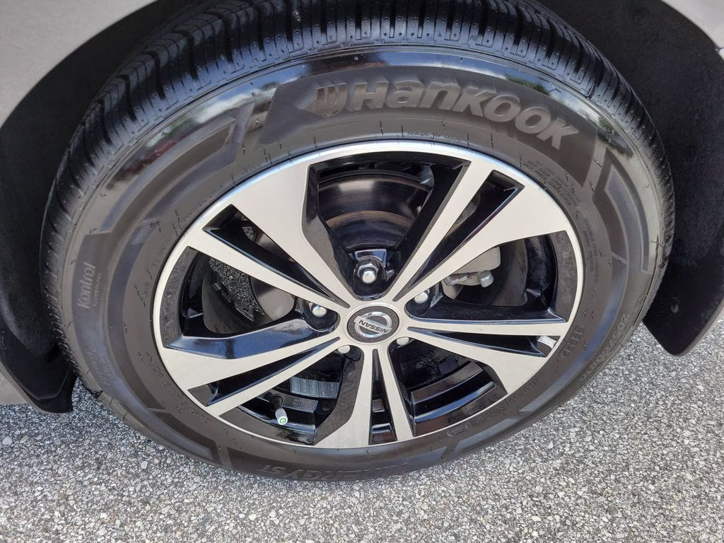 2023 Gun Metallic Nissan Sentra SV FWD Sedan