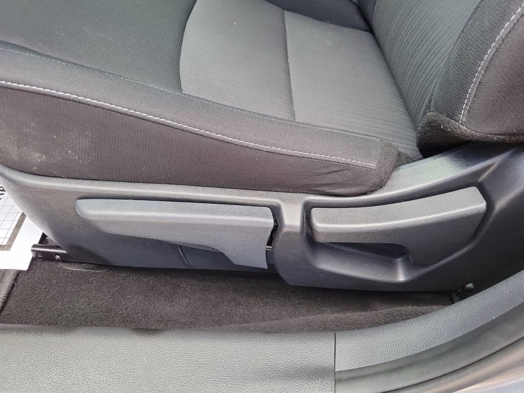 2023 Gun Metallic Nissan Sentra SV FWD Sedan