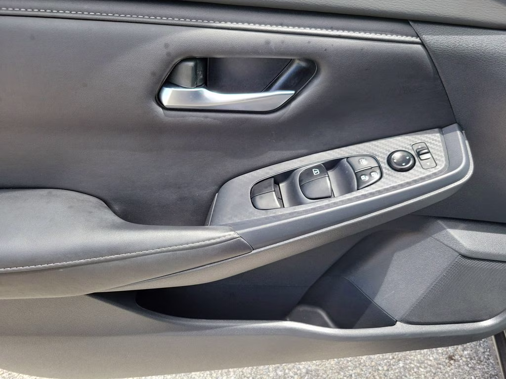 2023 Gun Metallic Nissan Sentra SV FWD Sedan
