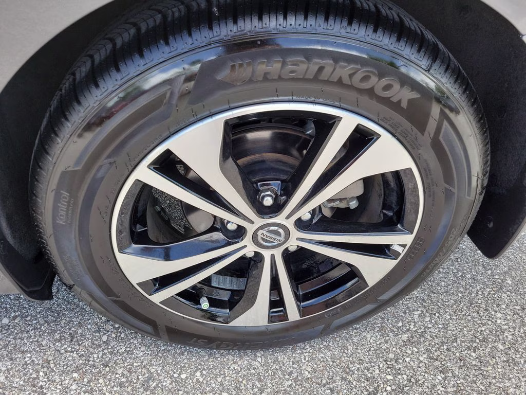 2023 Gun Metallic Nissan Sentra SV FWD Sedan