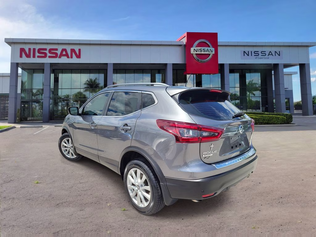2021 Gun Metallic Nissan Rogue Sport SV FWD SUV