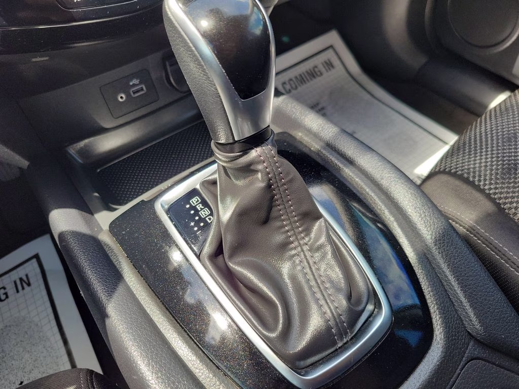 2021 Gun Metallic Nissan Rogue Sport SV FWD SUV