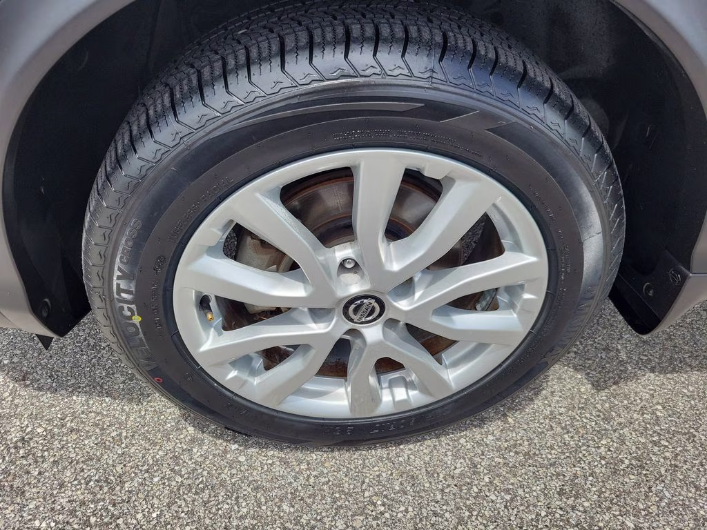 2021 Gun Metallic Nissan Rogue Sport SV FWD SUV