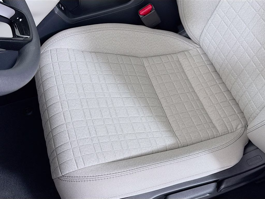2027 Platinum White Pearl Honda HR-V LX FWD SUV