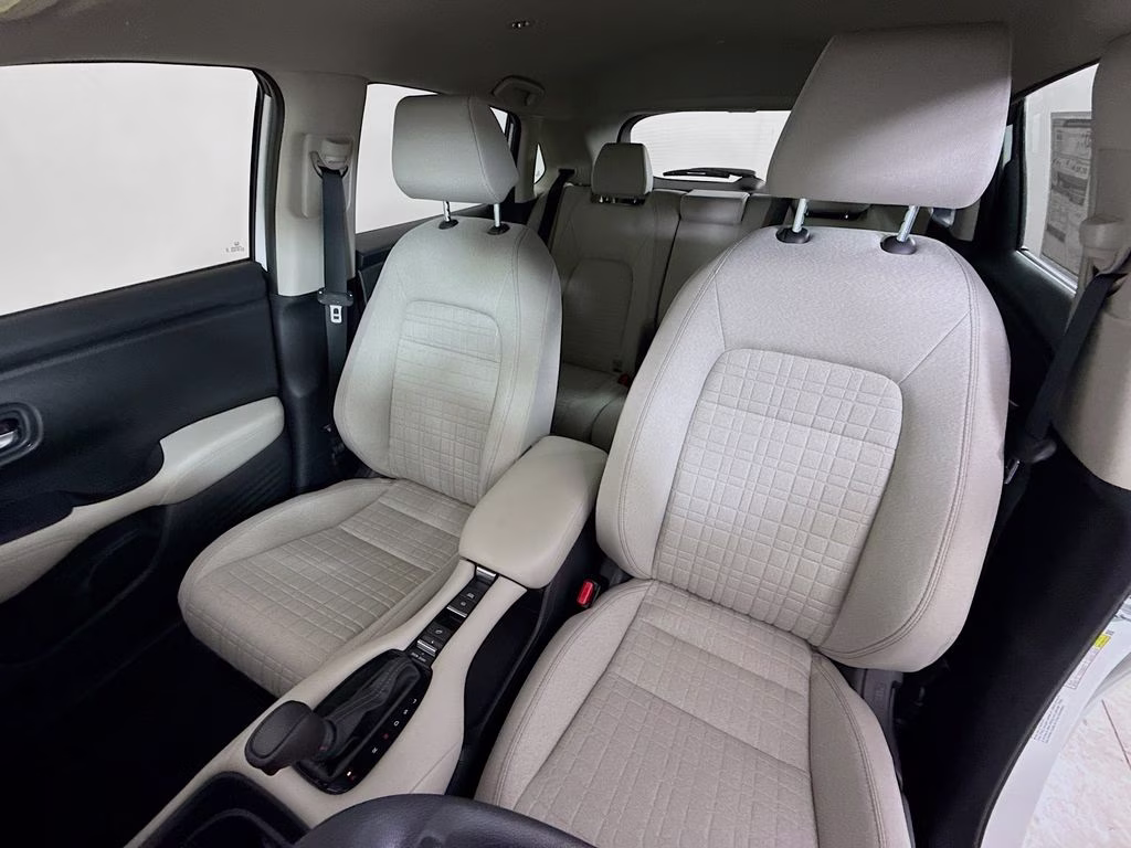 2027 Platinum White Pearl Honda HR-V LX AWD SUV