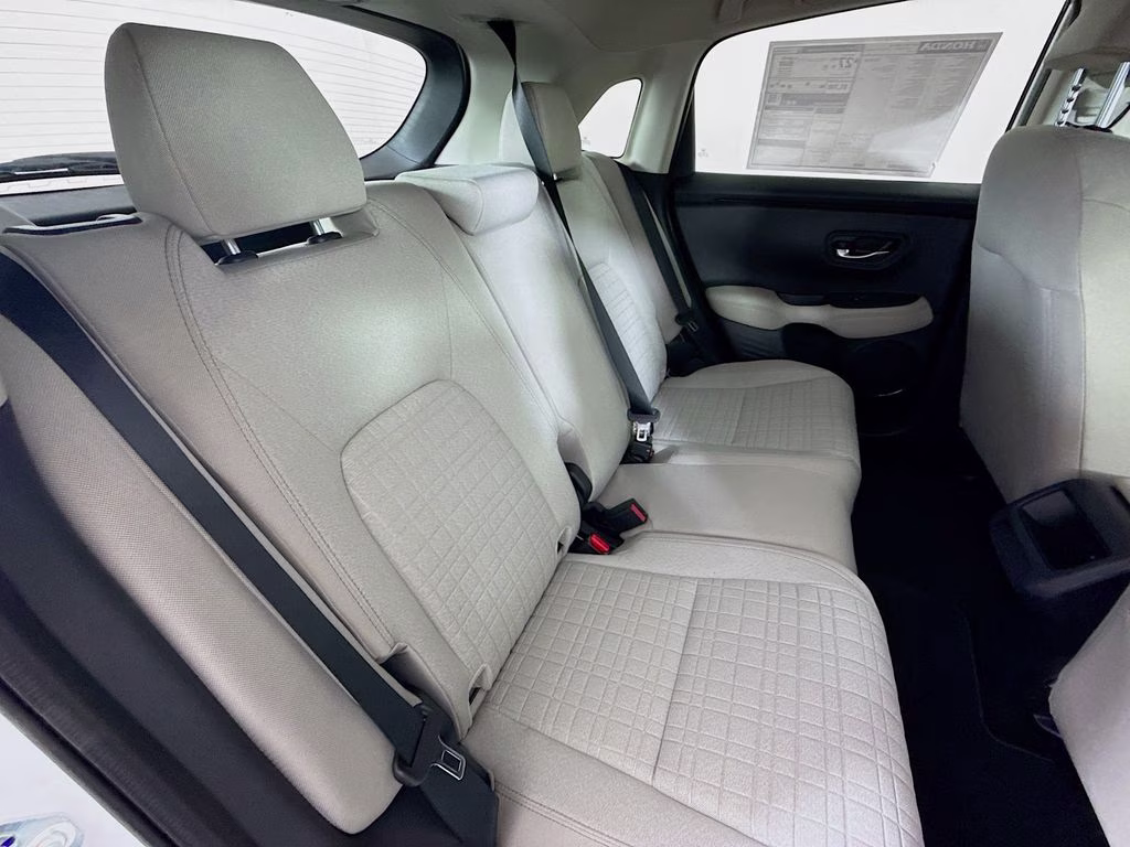 2027 Platinum White Pearl Honda HR-V LX AWD SUV
