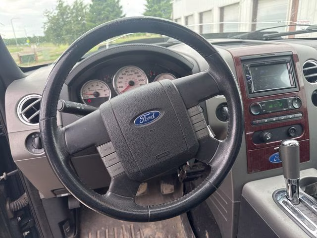 2007 Dark Blue Pearl Clearcoat Metallic Ford F-150 Lariat 4X4 Truck