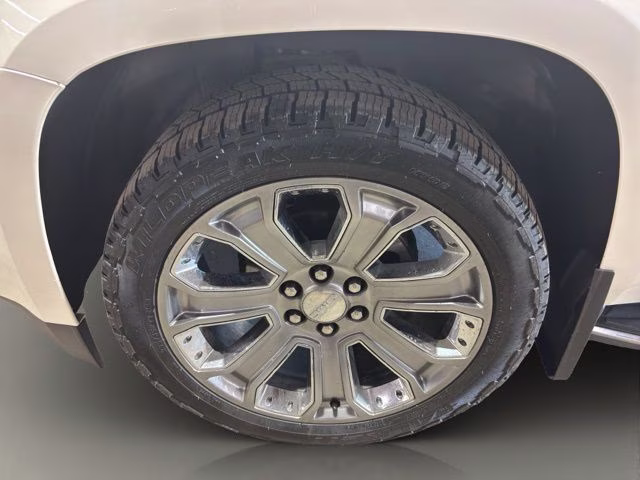 2015 White Diamond Clearcoat GMC Yukon Denali 4X4 SUV