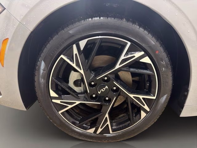 2025 Gray Kia K5 GT-Line FWD Sedan