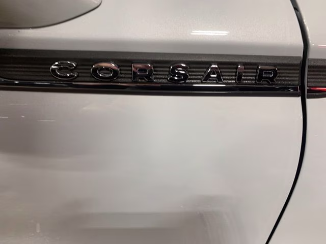 2025 Crystal White Lincoln Corsair Premiere AWD SUV