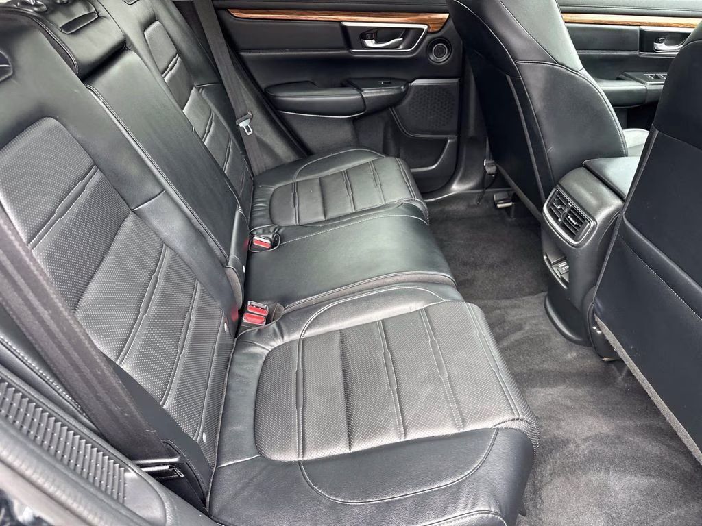 2022 Crystal Black Pearl Honda CR-V Hybrid Touring AWD SUV