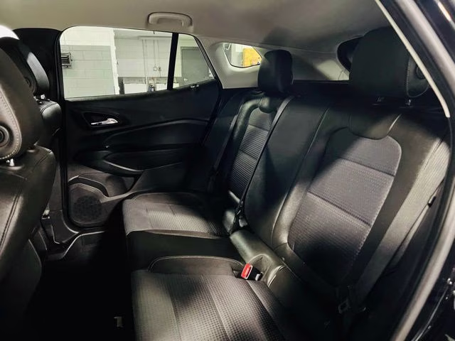 2025 Mosaic Black Metallic Chevrolet Trax LT FWD SUV
