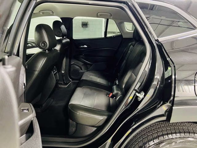 2025 Mosaic Black Metallic Chevrolet Trax LT FWD SUV