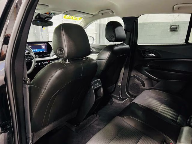 2025 Mosaic Black Metallic Chevrolet Trax LT FWD SUV