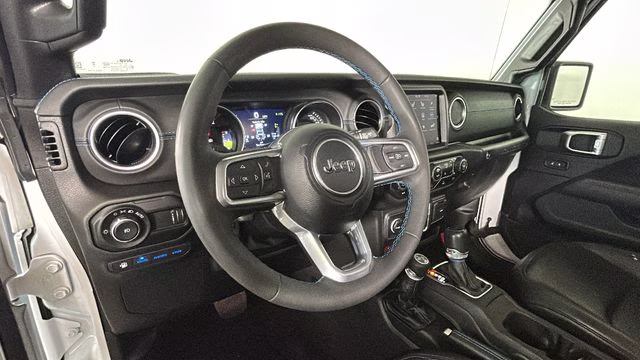 2023 Bright White Clearcoat Jeep Wrangler Rubicon 4xe 4X4 SUV