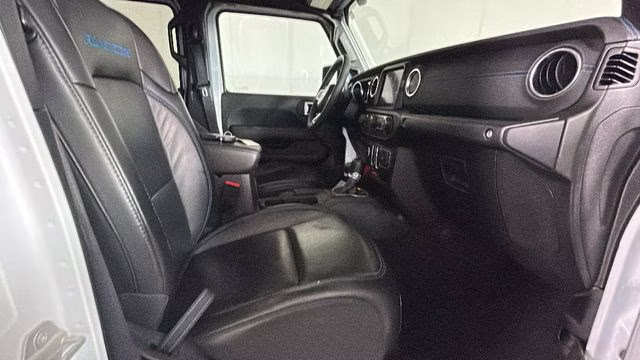 2023 Bright White Clearcoat Jeep Wrangler Rubicon 4xe 4X4 SUV