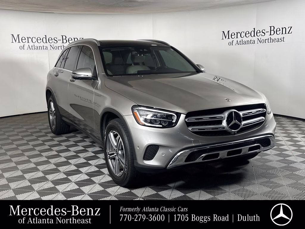 2022 Mercedes-Benz GLC GLC 300's photo