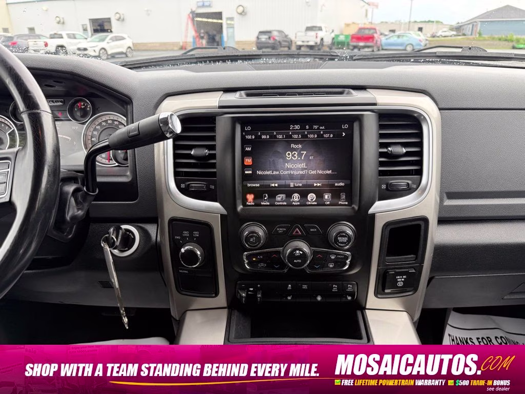 2017 Brilliant Black Crystal Pearlcoat Ram 3500 Big Horn 4X4 Truck