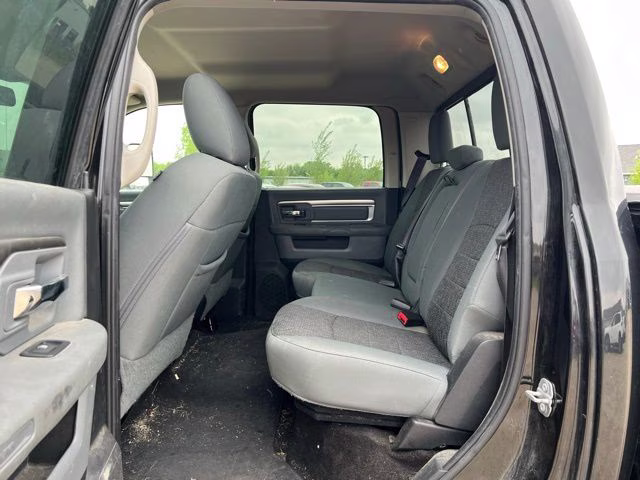 2017 Brilliant Black Crystal Pearlcoat Ram 3500 Big Horn 4X4 Truck