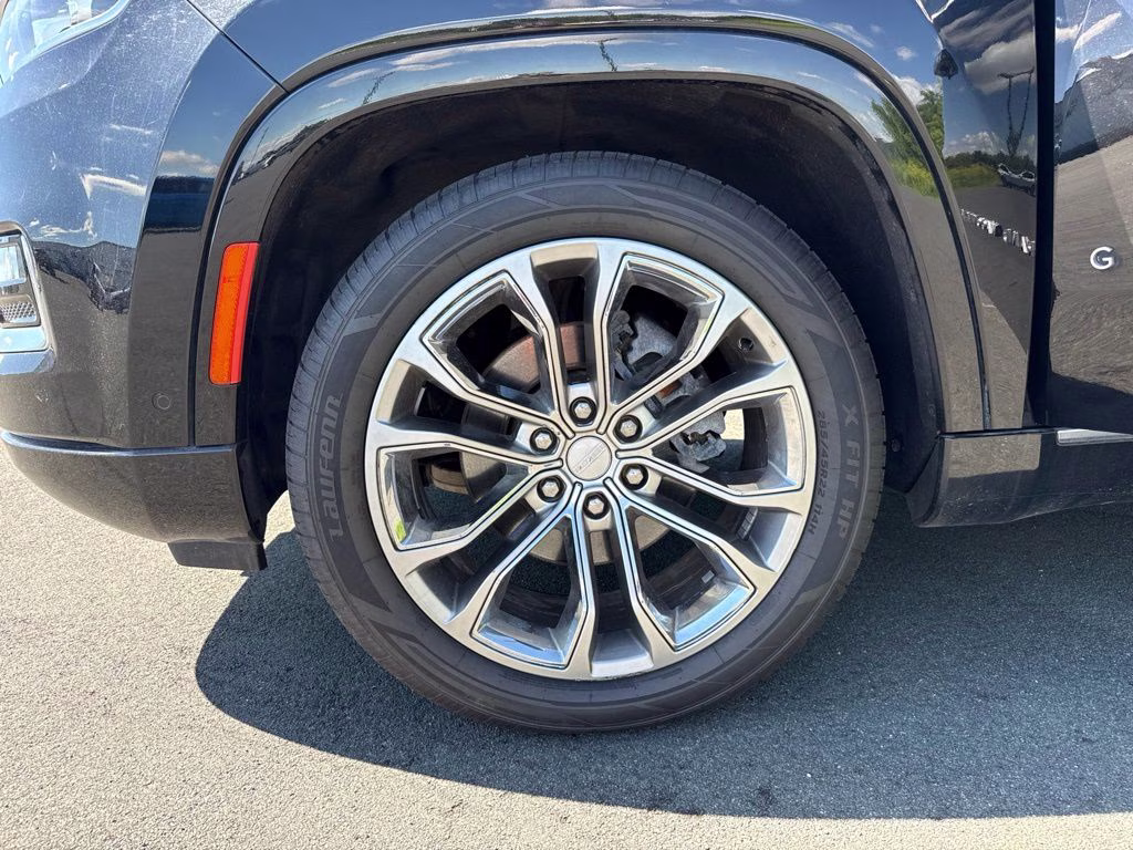 2022 Diamond Black Crystal Pearlcoat Jeep Grand Wagoneer Series II 4X4 SUV