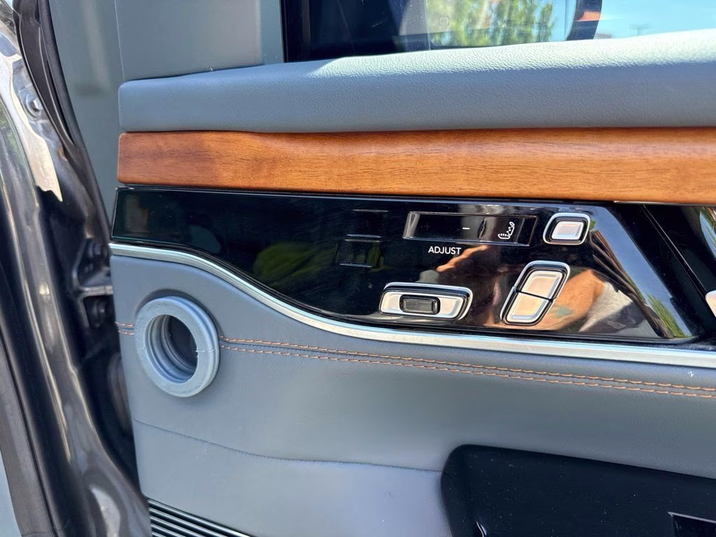 2022 Baltic Gray Metallic Clearcoat Jeep Grand Wagoneer Series II 4X4 SUV