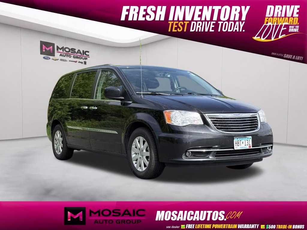 2015 Brilliant Black Crystal Pearlcoat Chrysler Town & Country Touring FWD Van
