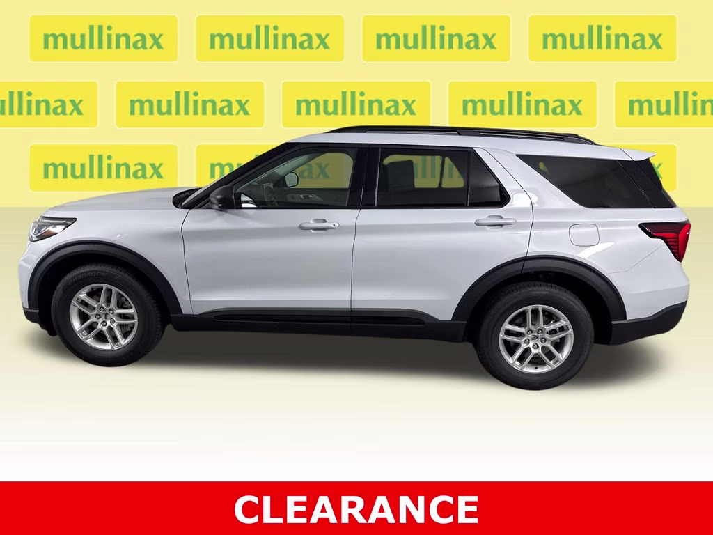 2026 Space White Metallic Ford Explorer Active RWD SUV