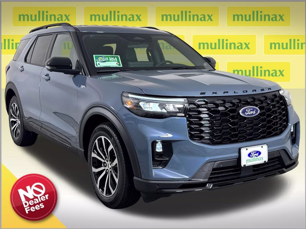 2026 Ford Explorer ST-LINE RWD's photo