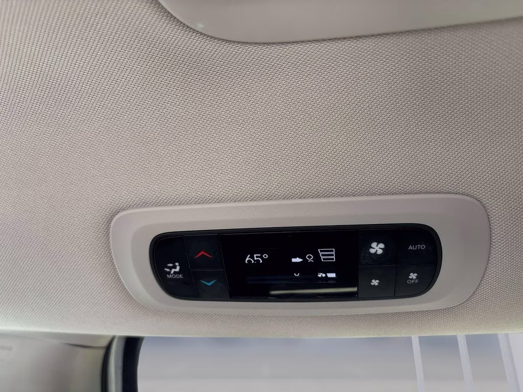 2023 Bright White Clearcoat Chrysler Pacifica Touring L FWD Van