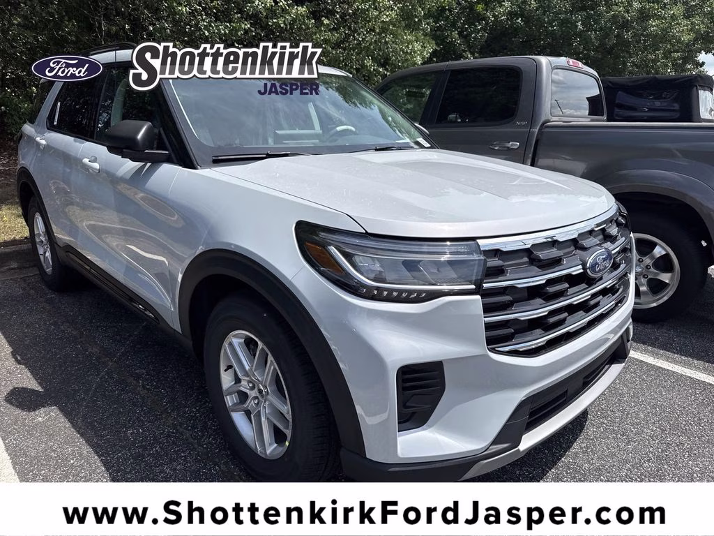 2026 Space White Metallic Ford Explorer Active RWD SUV