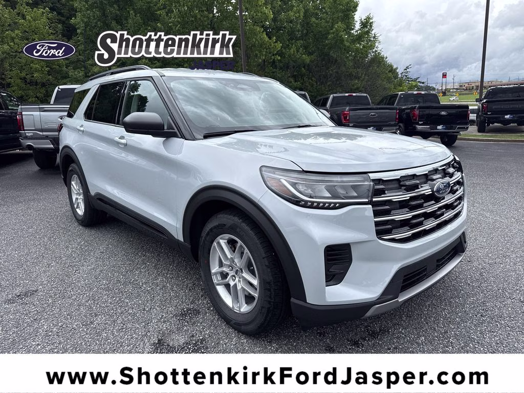 2026 Space White Metallic Ford Explorer Active RWD SUV