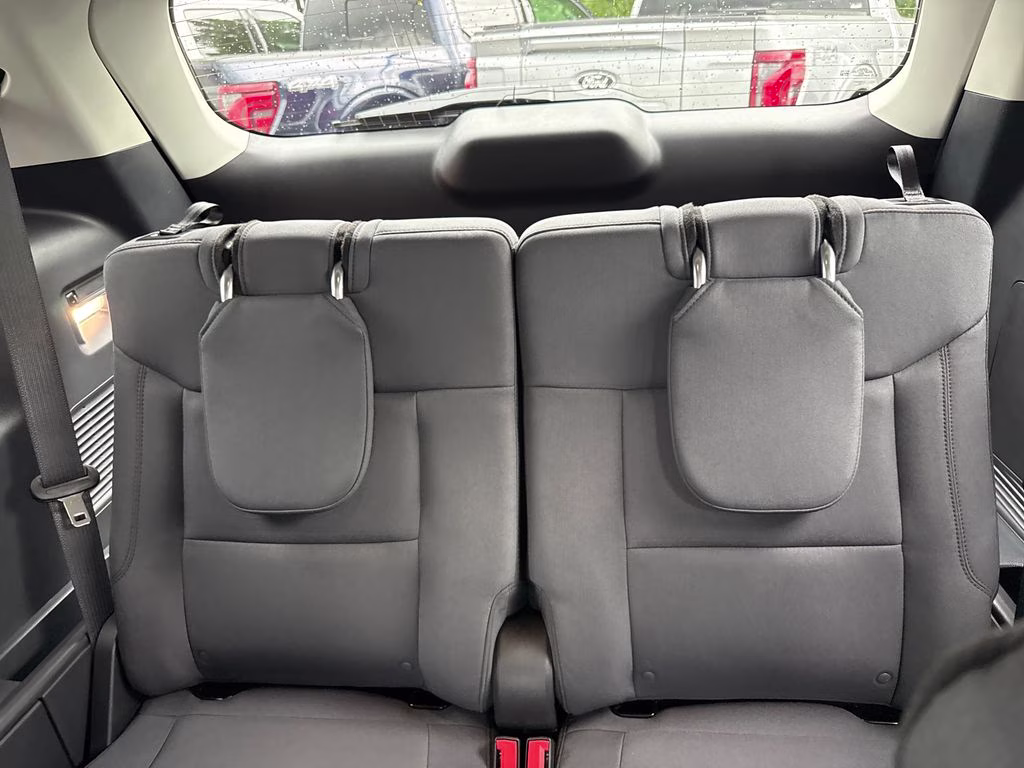 2026 Space White Metallic Ford Explorer Active RWD SUV