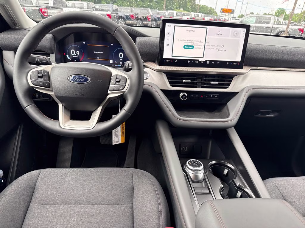 2026 Space White Metallic Ford Explorer Active RWD SUV