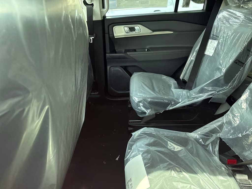 2026 Space White Metallic Ford Explorer Active RWD SUV
