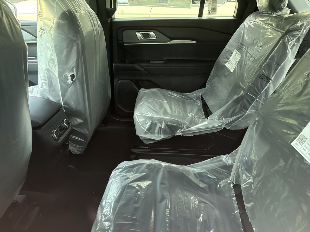 2026 White Metallic Ford Explorer ST-Line RWD SUV