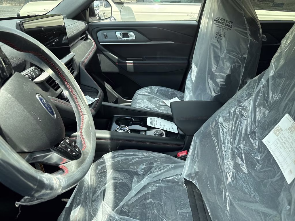 2026 White Metallic Ford Explorer ST-Line RWD SUV