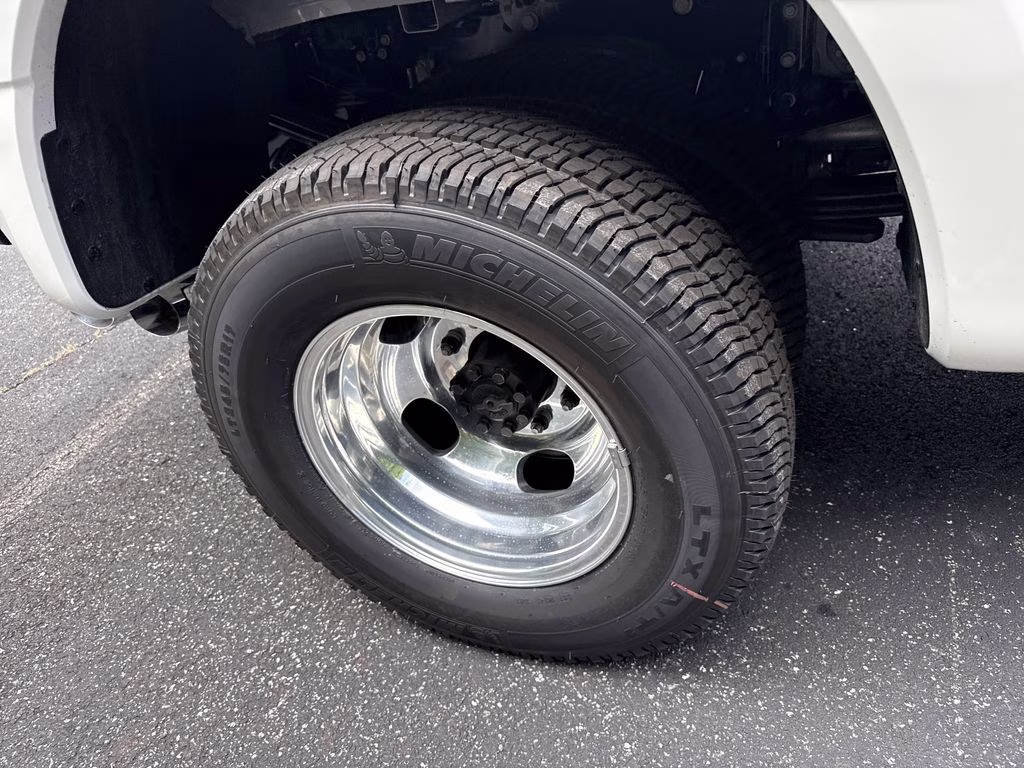 2026 White Ford Super Duty F-350 DRW 4X4 Truck