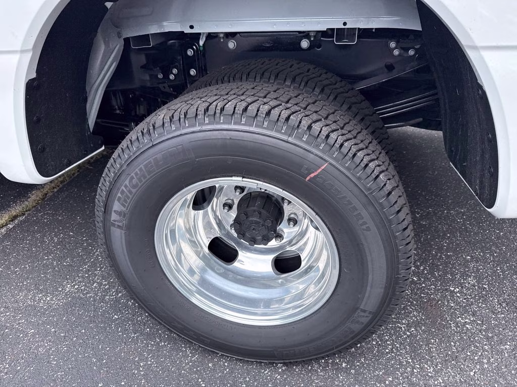 2026 White Ford Super Duty F-350 DRW 4X4 Truck