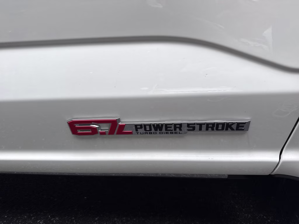 2026 White Ford Super Duty F-350 DRW 4X4 Truck